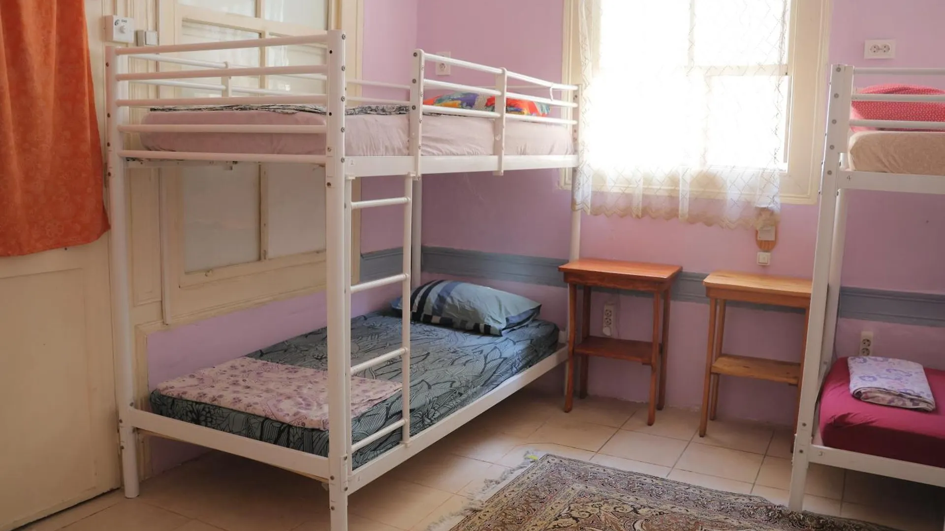 Lotus Garden Hostel Измир 0*,  Турция